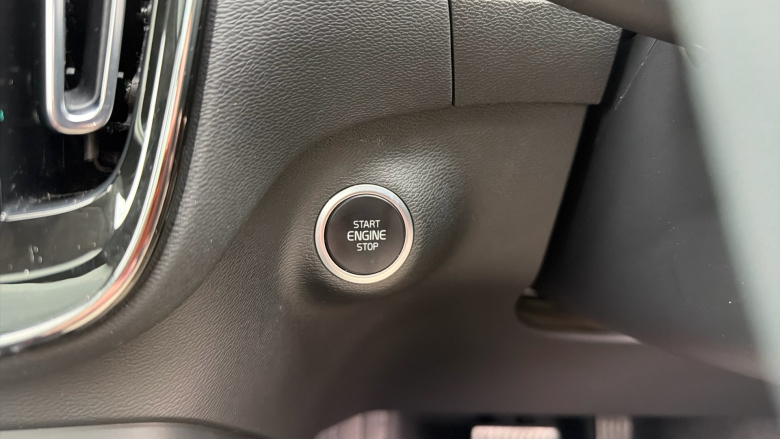 Volvo Xc40 1.5 T4 Recharge PHEV Inscription 5dr Auto Estate